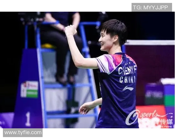 杭州羽毛球队与成都羽毛球队赛后复盘分析灵活性表现与战术对比