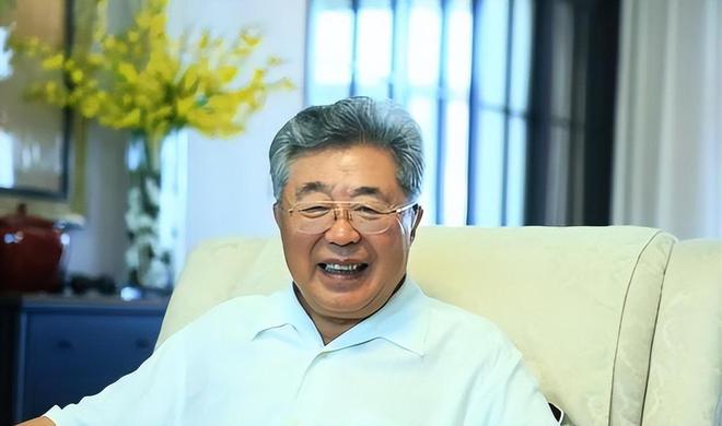 爱游戏官网他曾任上海副市长85年代替刘复之的职务后出任海南省一把手(图5)